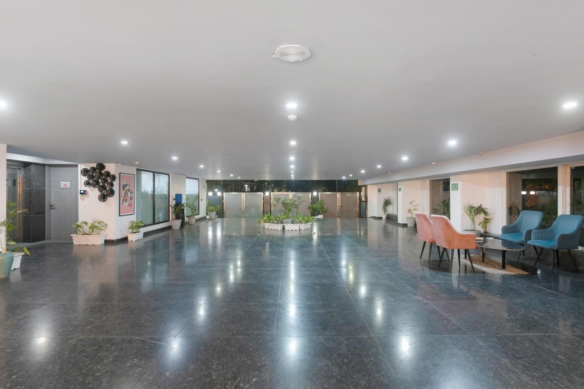 Bedchambers Serviced Apartments, Mg Road Gurgaon Exterior photo
