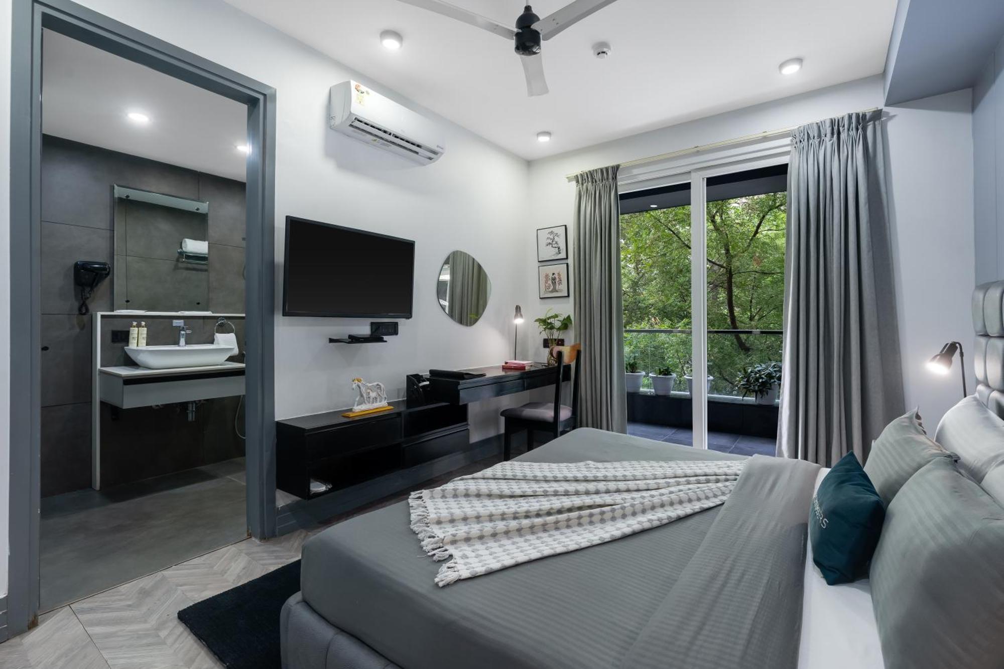 Bedchambers Serviced Apartments, Mg Road Gurgaon Exterior photo