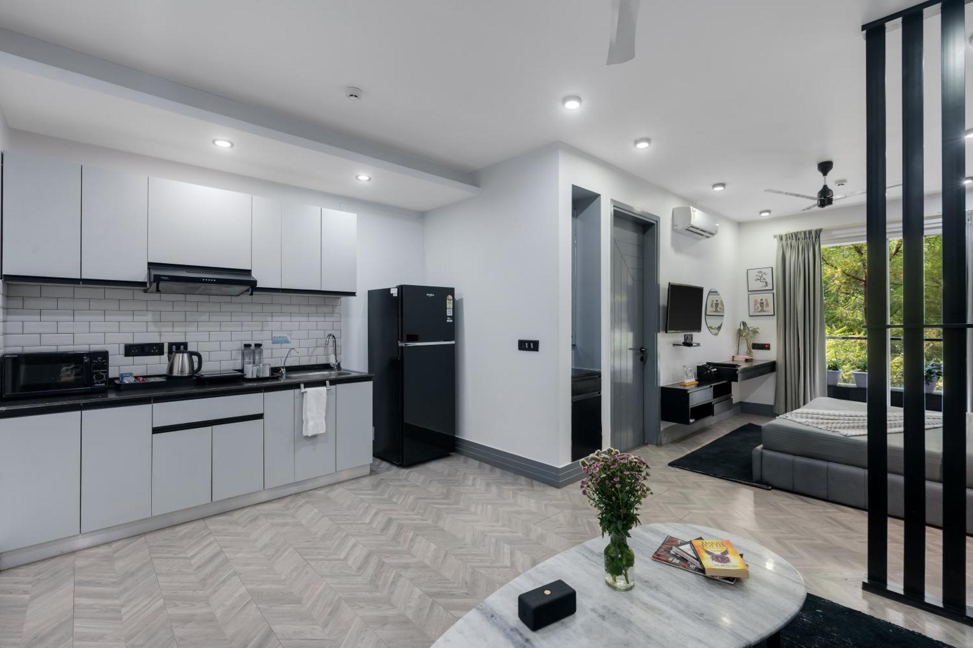 Bedchambers Serviced Apartments, Mg Road Gurgaon Exterior photo