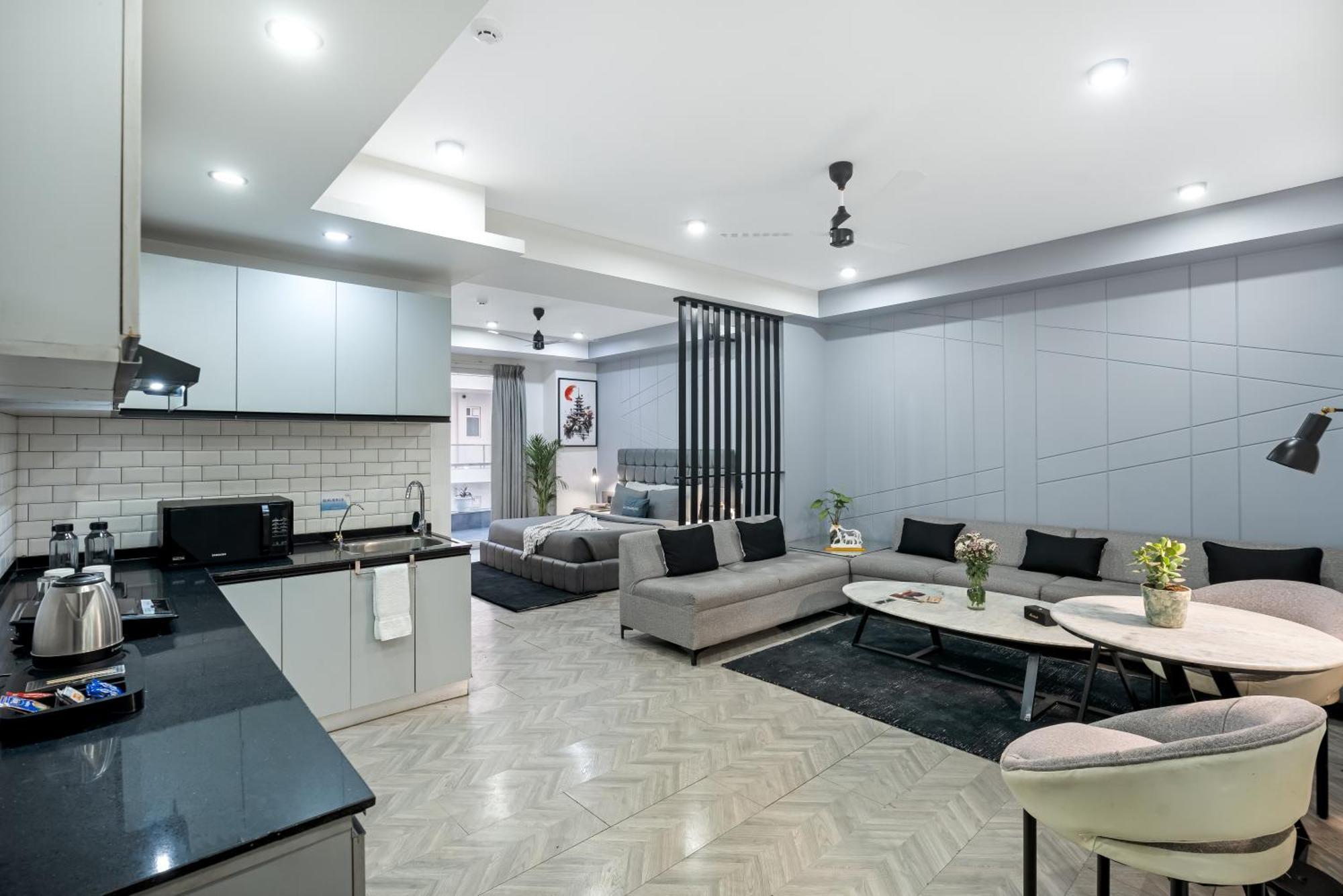 Bedchambers Serviced Apartments, Mg Road Gurgaon Exterior photo